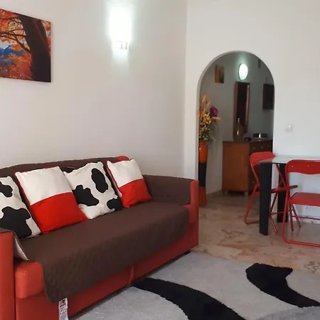 شقة Apartamento T1 Em *