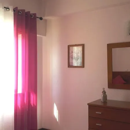 Apartamento T1 Em 阿尔布费拉